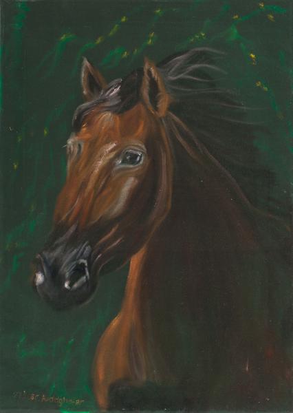 Braunes Pferdeportrait auf grünem Samt